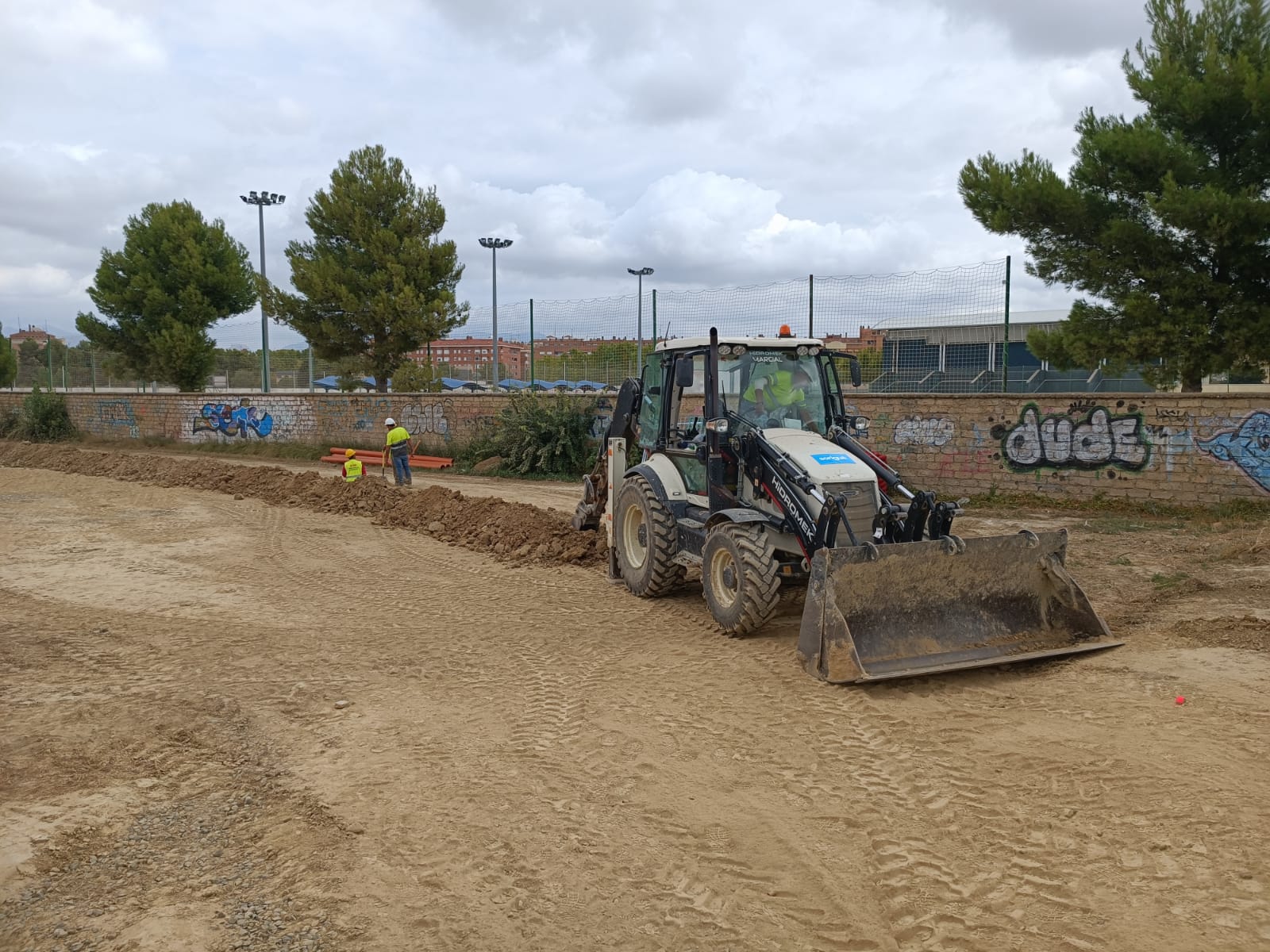 Obras de la pista de patinaje en Huesca