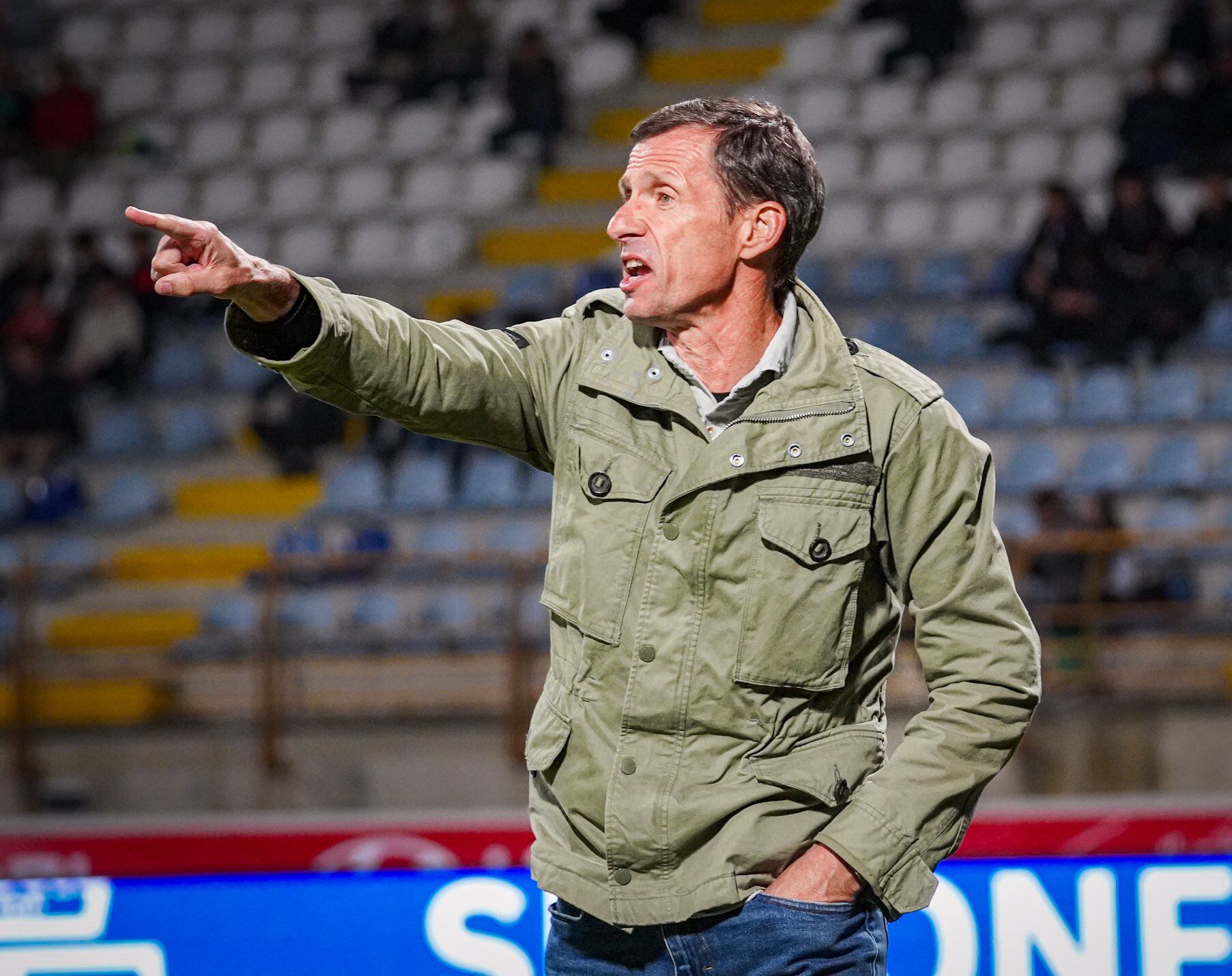 Ziganda se estrena en el banquillo leonés.