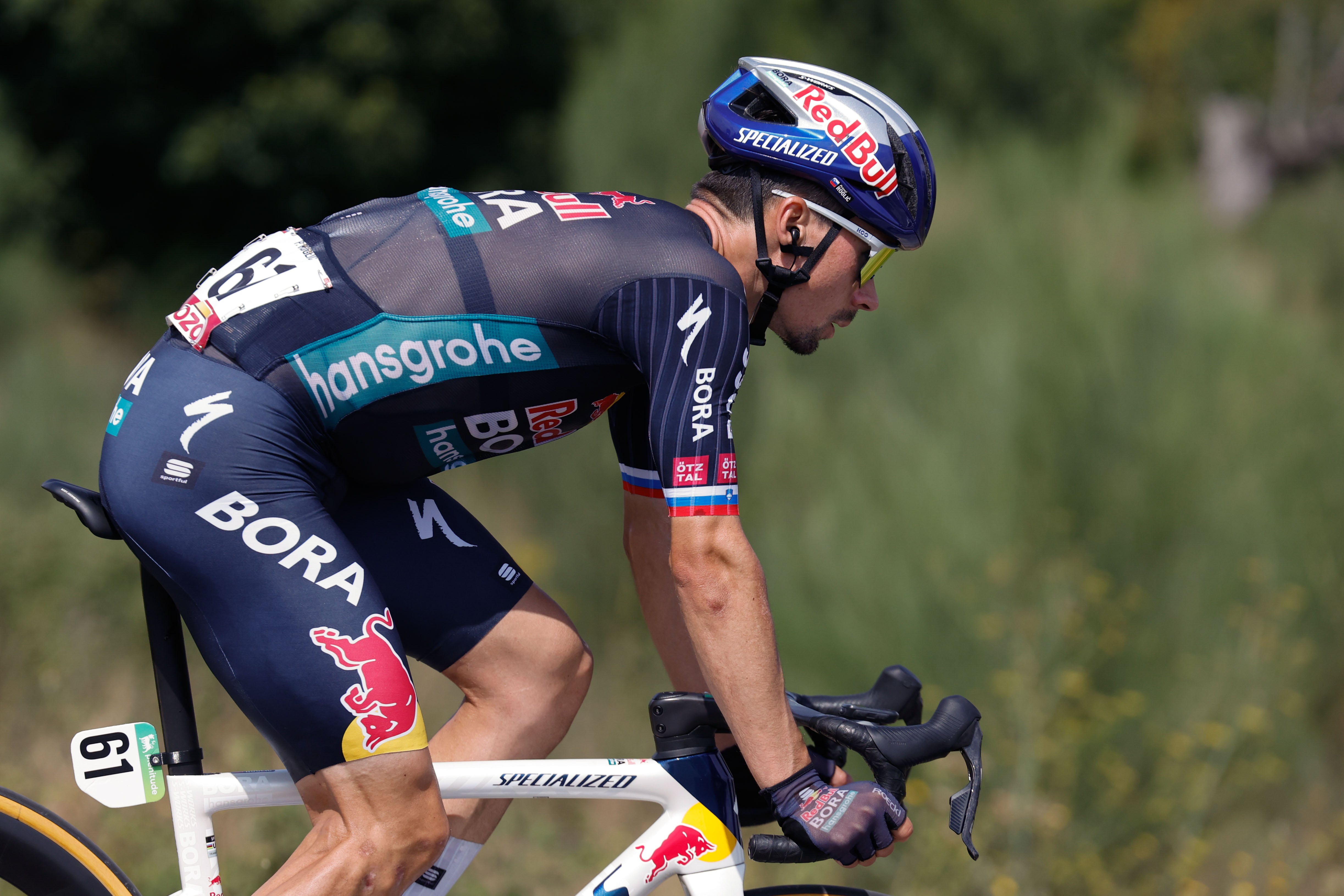 El ciclista esloveno del equipo Red Bull-BORA-hansgrohe Primoz Roglic, durante la decimotercera etapa de la Vuelta