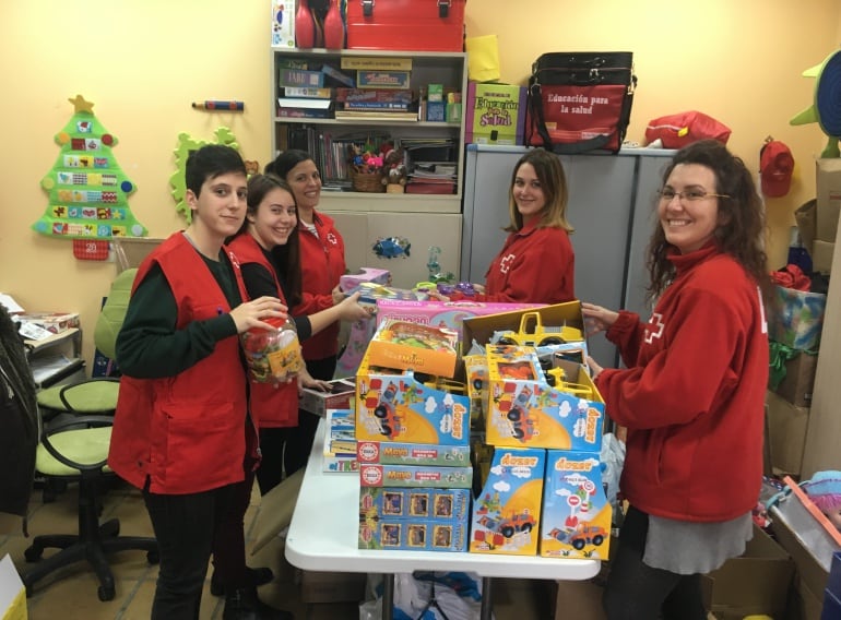 Voluntarios de Cruz Roja Juventud