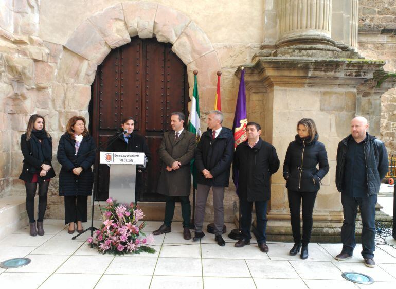 El arquitecto Jesús Estepa explica su trabajo hasta llegar a la reconstrucción total de la iglesia de Santa María de Cazorla