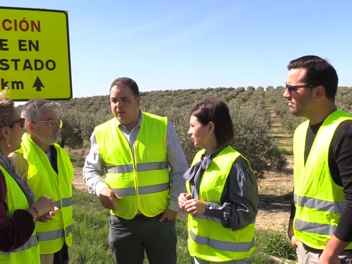 El PSOE denuncia el deterioro de la A-6175 en Lopera y acusa a la Junta de “falta de compromiso”