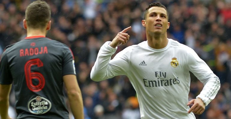 Cristiano hace un gesto a la grada con su primer gol ante el Celta.