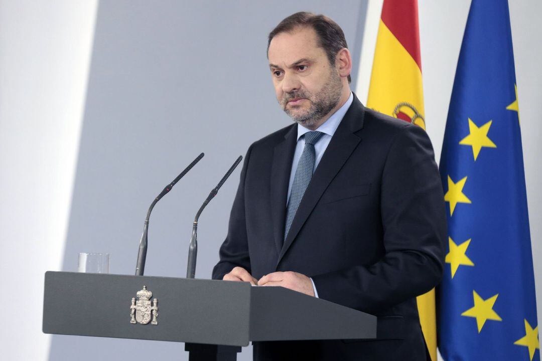 GRAF2931. MADRID, El ministro de Transportes, Movilidad y Agenda Urbana, José Luis Ábalos, durante la rueda de prensa ofrecida este miércoles para informar sobre las evoluciones de la crisis sanitaria provocada por el coronavirus. EFE - Jose María Cuadrado Jiménez