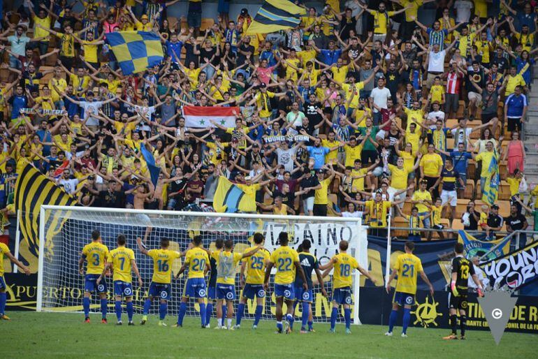 La comunión entre equipo y afición será vital ante el Huesca