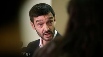 Pablo Bustinduy, sobre la sanción a las aerolíneas: "El Gobierno está siendo pionero, pero hay varios países europeos interesados en seguirnos"