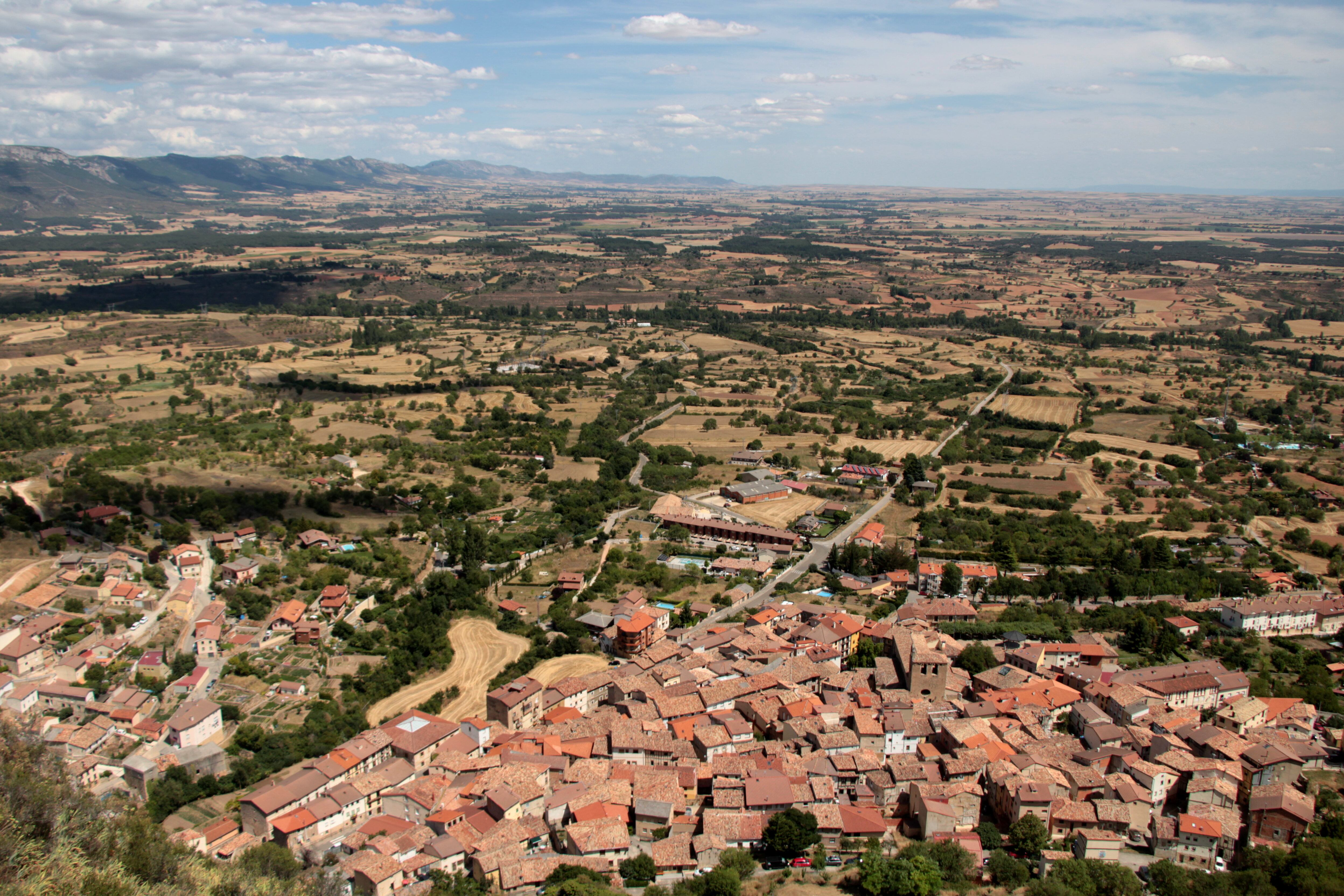 Un estudio de la Universidad de Burgos aboga por la mejora del sector turístico para atraer a nuevos habitantes en entornos propensos a perder población