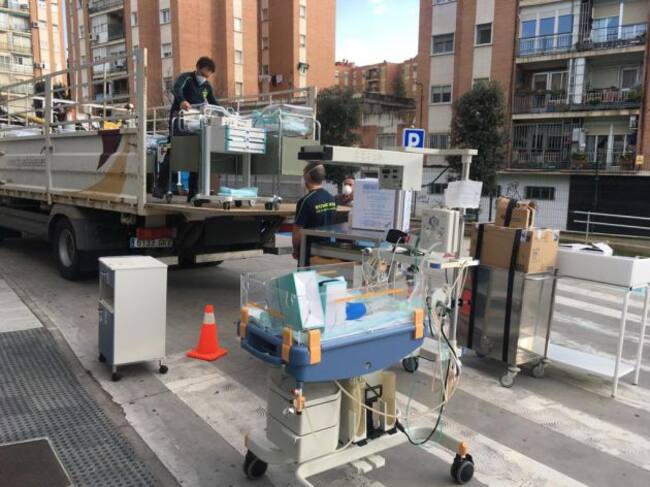 Traslado equipos paritorio a la Clínica de La Antigua