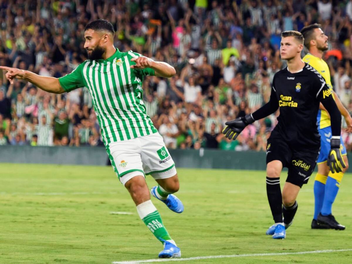 El Betis se impone en el homenaje a Rubén