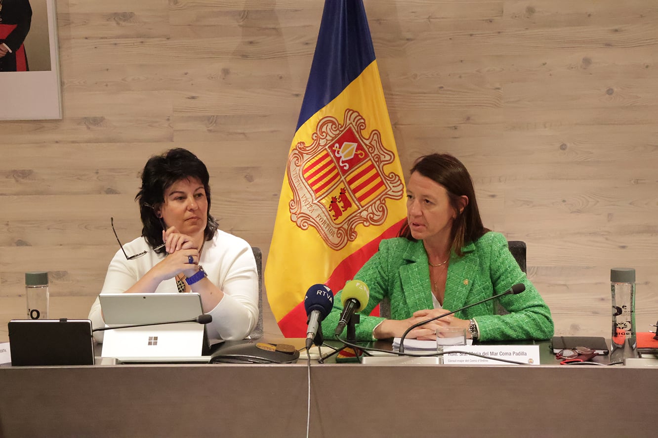 Les cònsols d&#039;Ordino i de la Massana, Maria del Mar Coma i Eva Sansa