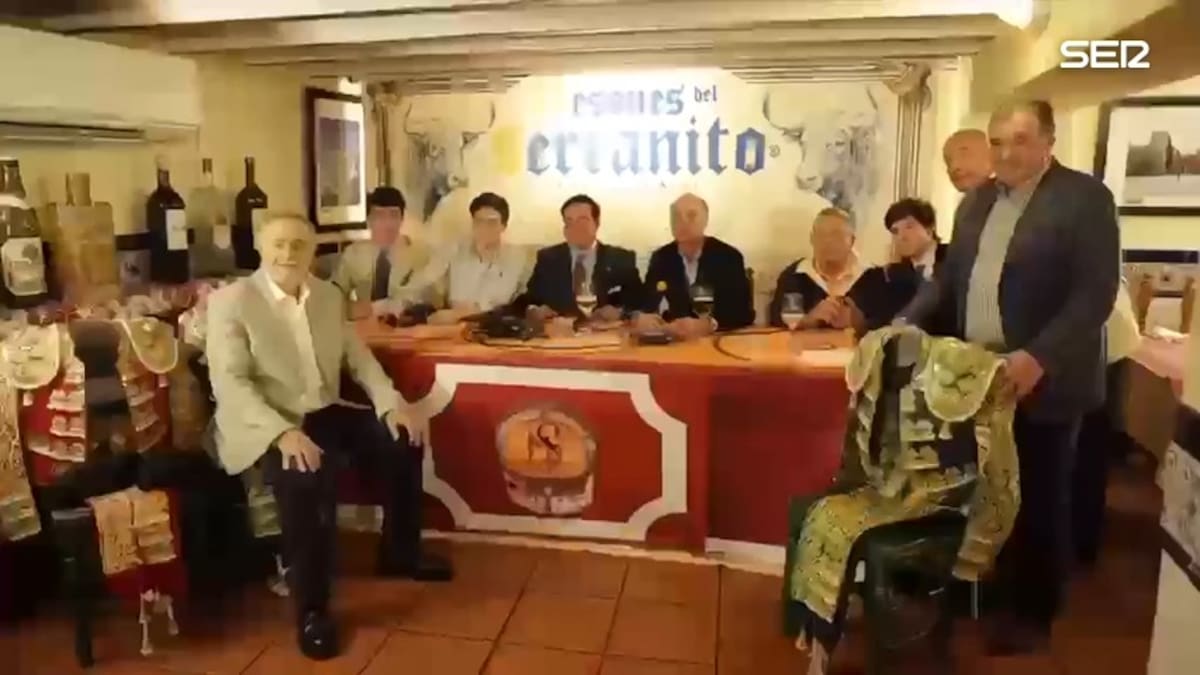 Las tertulias taurinas de Radio Sevilla desde Mesones del Serranito