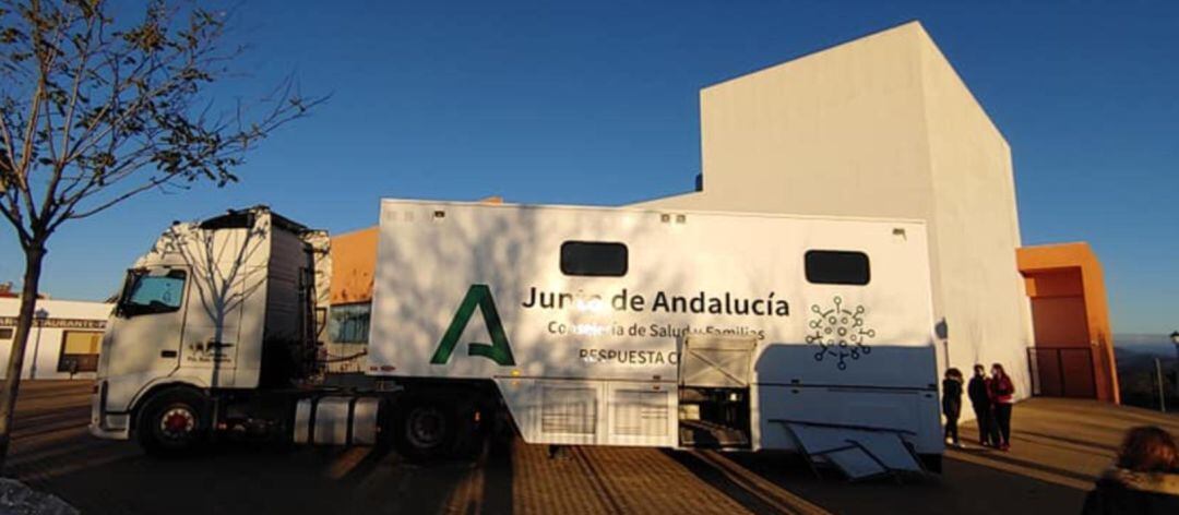 Cribado masivo de coronavirus en Baños de la Encina.