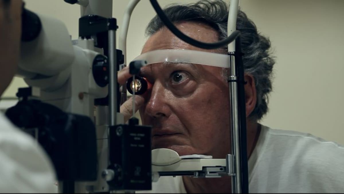 El crítico que no miraba las películas: un documental de Octavio Guerra