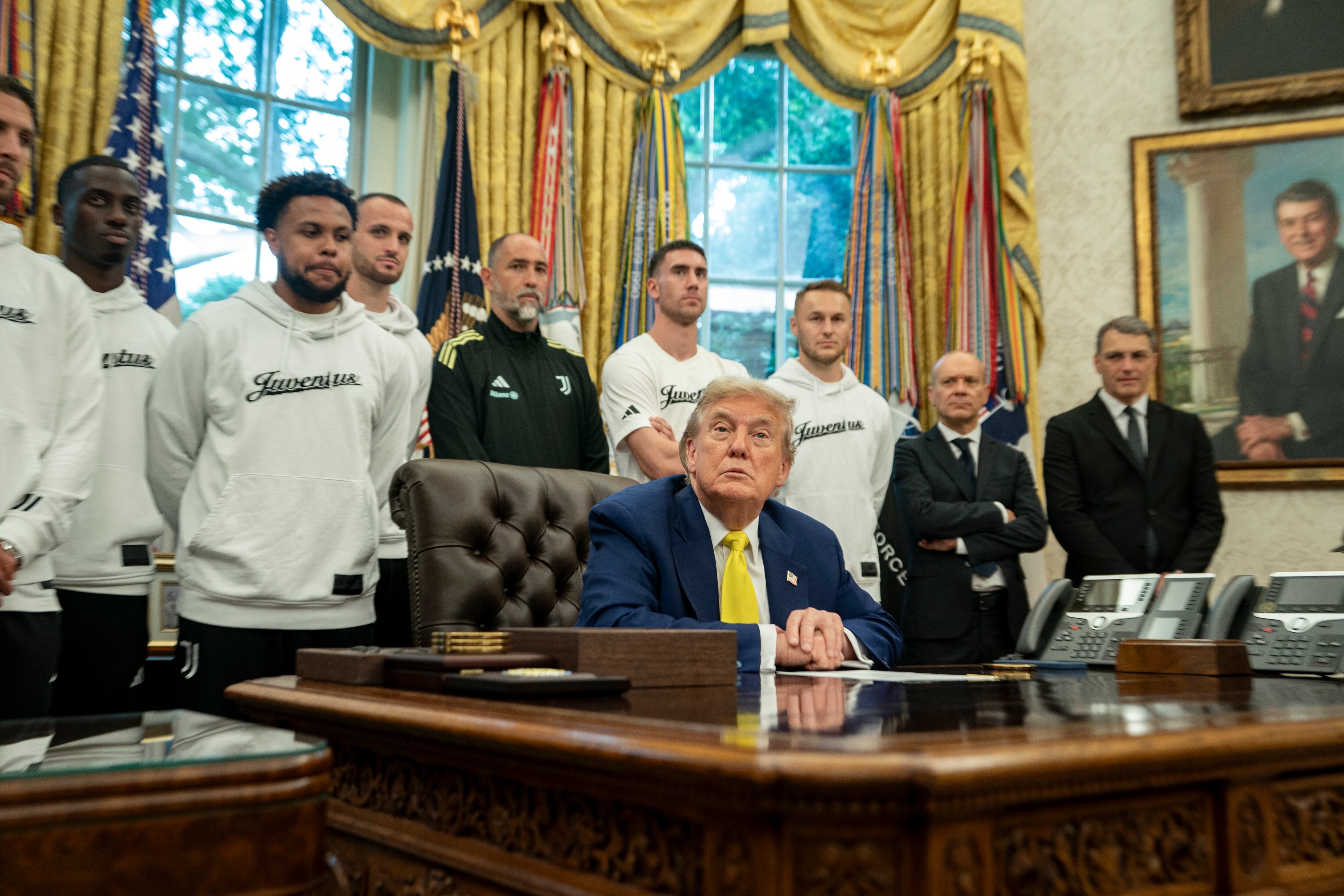 Trump recibe en el Despacho Oval a los jugadores de la Juventus