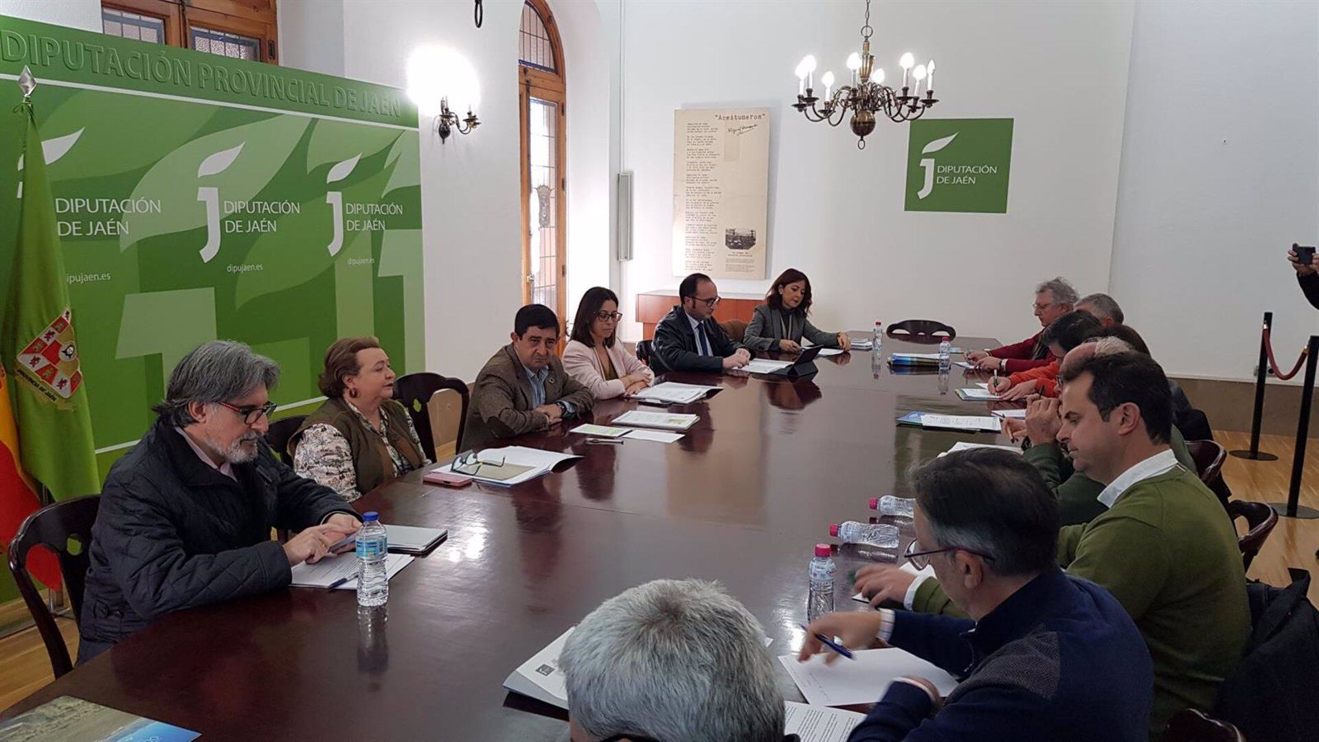 Reunión de la comisión institucional de la candidatura de Paisajes del Olivar.