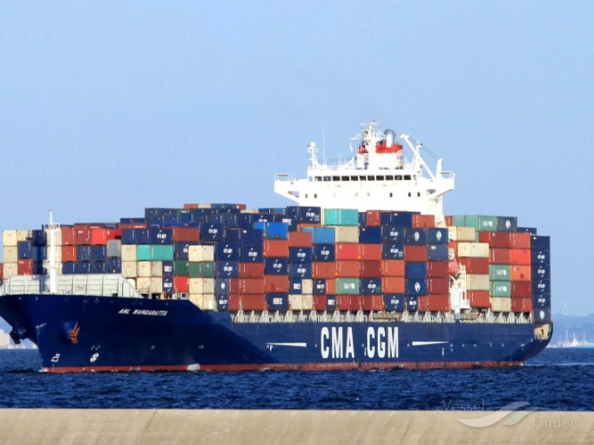 Dos portacontenedores colisionan de forma leve en el Puerto de Algeciras