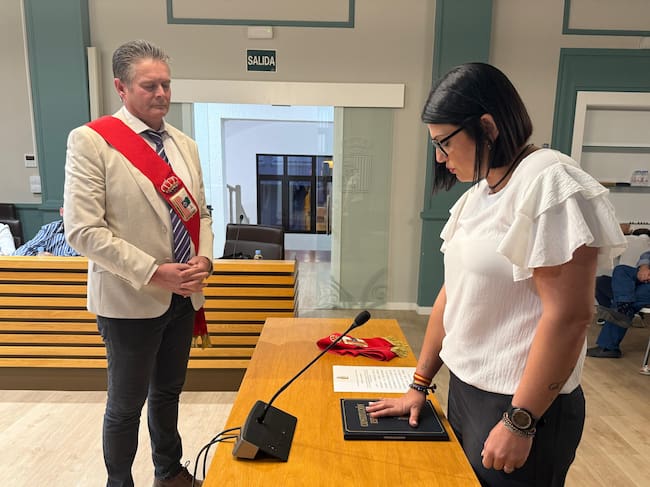 Dobroslava Georgieva ha tomado posesión del acta de concejal del Ayuntamiento de Fraga