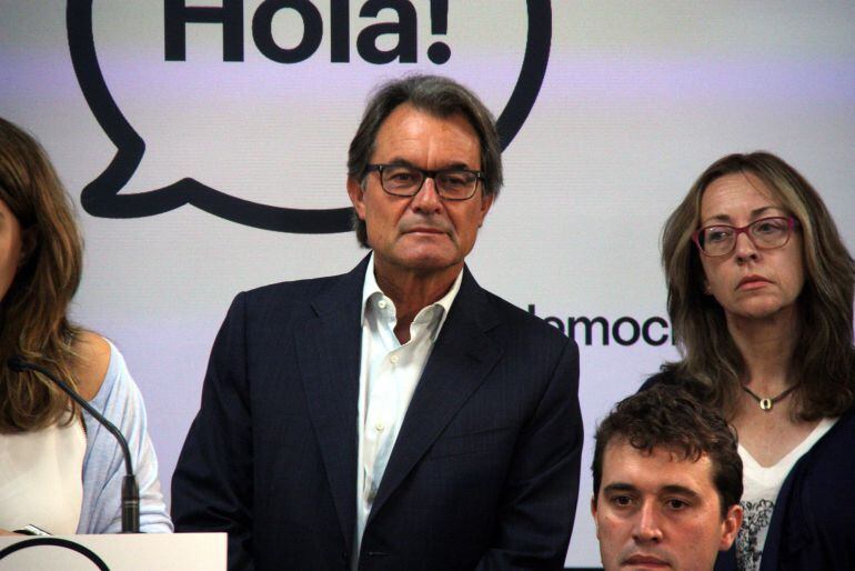 El president del PDC, Artur Mas, en rueda de prensa en la sede del partido 