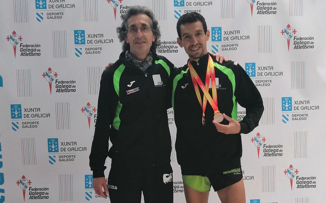 Moha Rida (d) y Víctor Fernández (i).