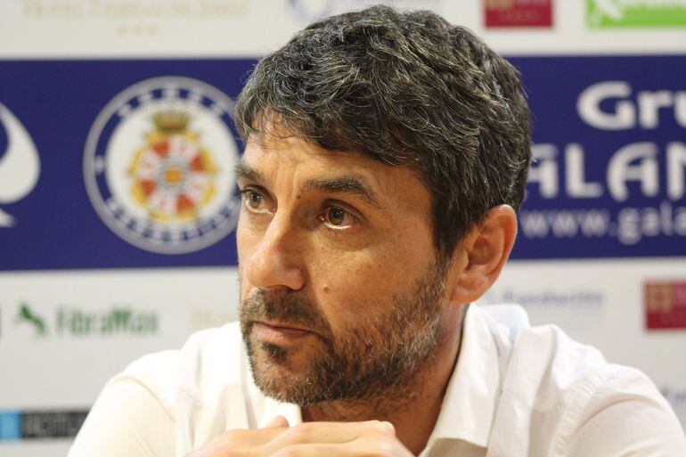 Pepe Masegosa durante la rueda de prensa en Chapín