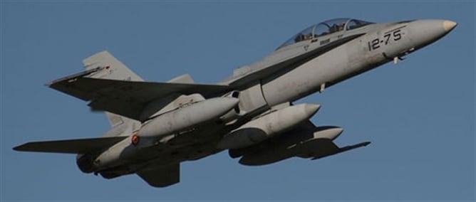 España contribuirá a la operación internacional que se desplegará en Libia con un avión cisterna, cuatro aviones de combate F-18, una fragata F-100, un submarino y un avión de vigilancia marítima.