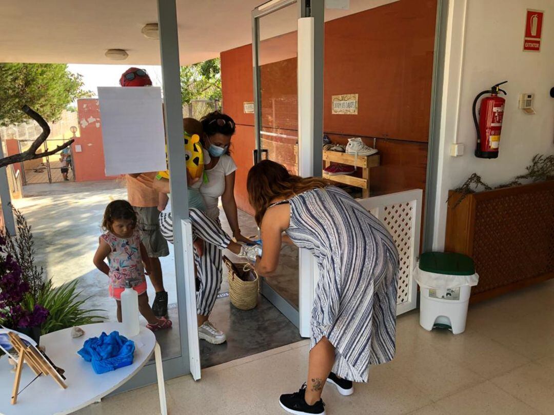 Pueden acoger como máximo al 50% de los alumnos