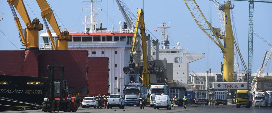 Actividad en el puerto exterior