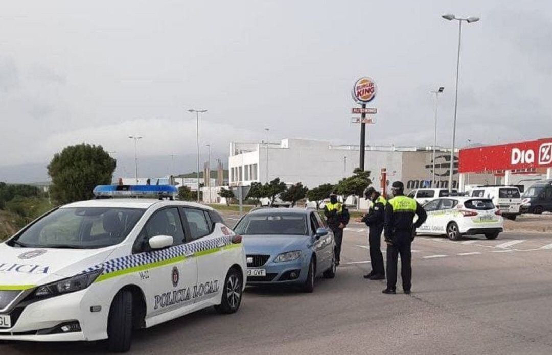 Una actuación de la Policía Local en Tarifa.