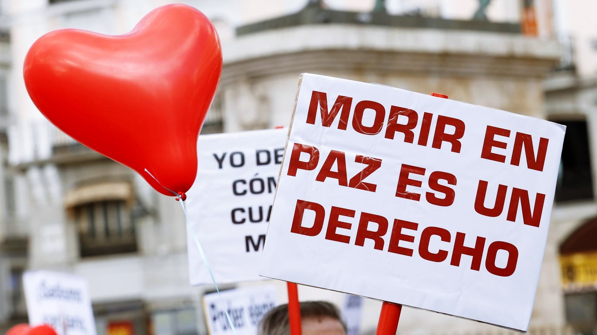 Manifestación a favor de la Ley Orgánica de Regulación de la Eutanasia (Imagen de archivo)