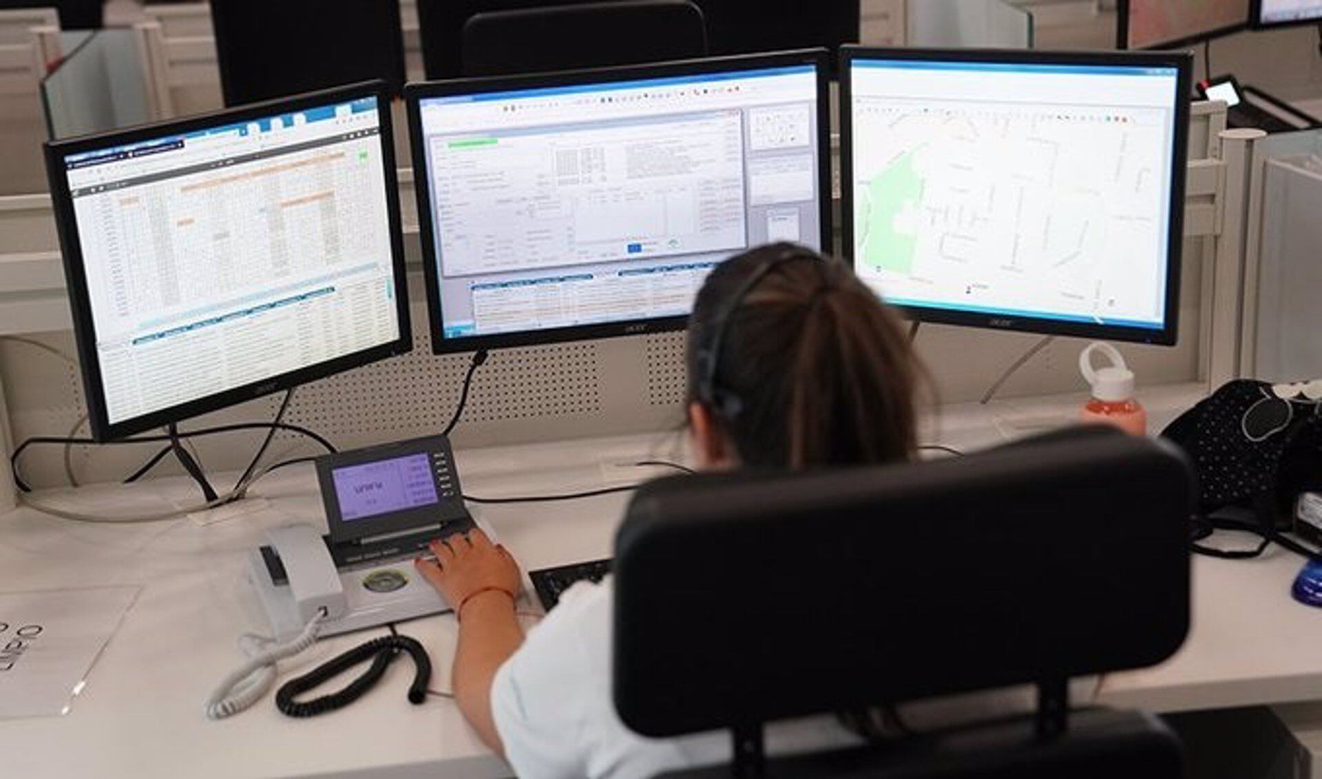 Operadora servicio de Emergencias 112