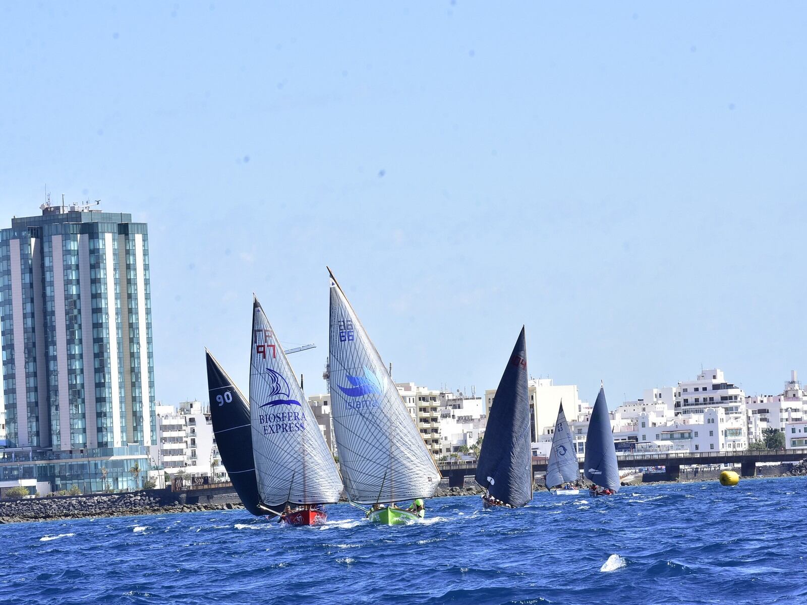 Séptima jornada de la Liga de Barquillos de Vela Latina de 5 Metros de Lanzarote.