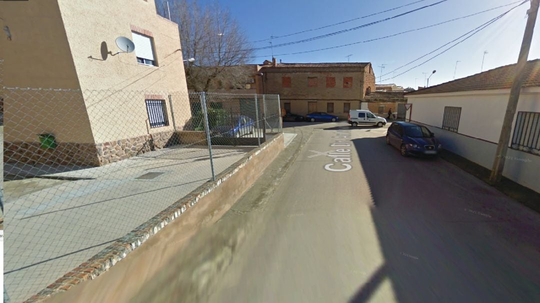 Imagen de la calle donde se ubica la vivienda en la que tuvieron lugar los hechos en Malagón