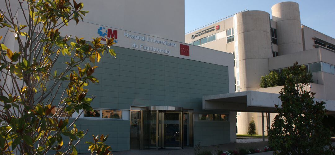 Una de las entradas al Hospital de Fuenlabrada