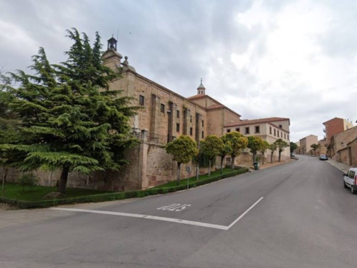 Continúa ingresado grave en la UCI, el hombre de 70 años evacuado ayer de una piscina en Sigüenza