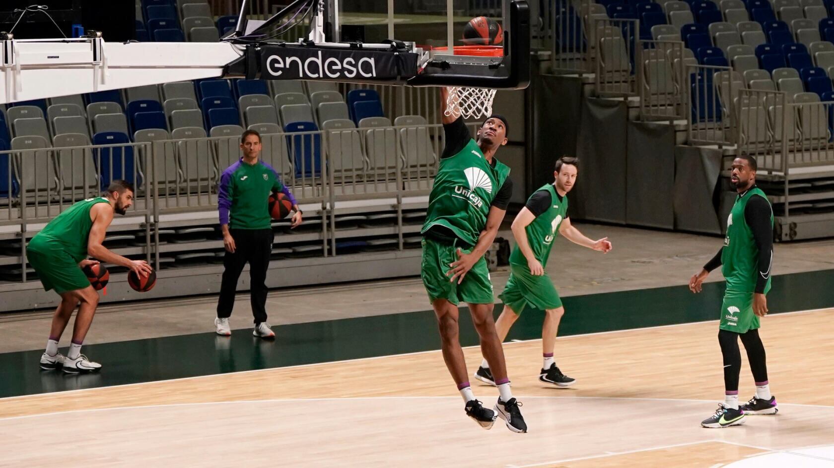 El Unicaja ha vuelto a entrenar en el Martín Carpena