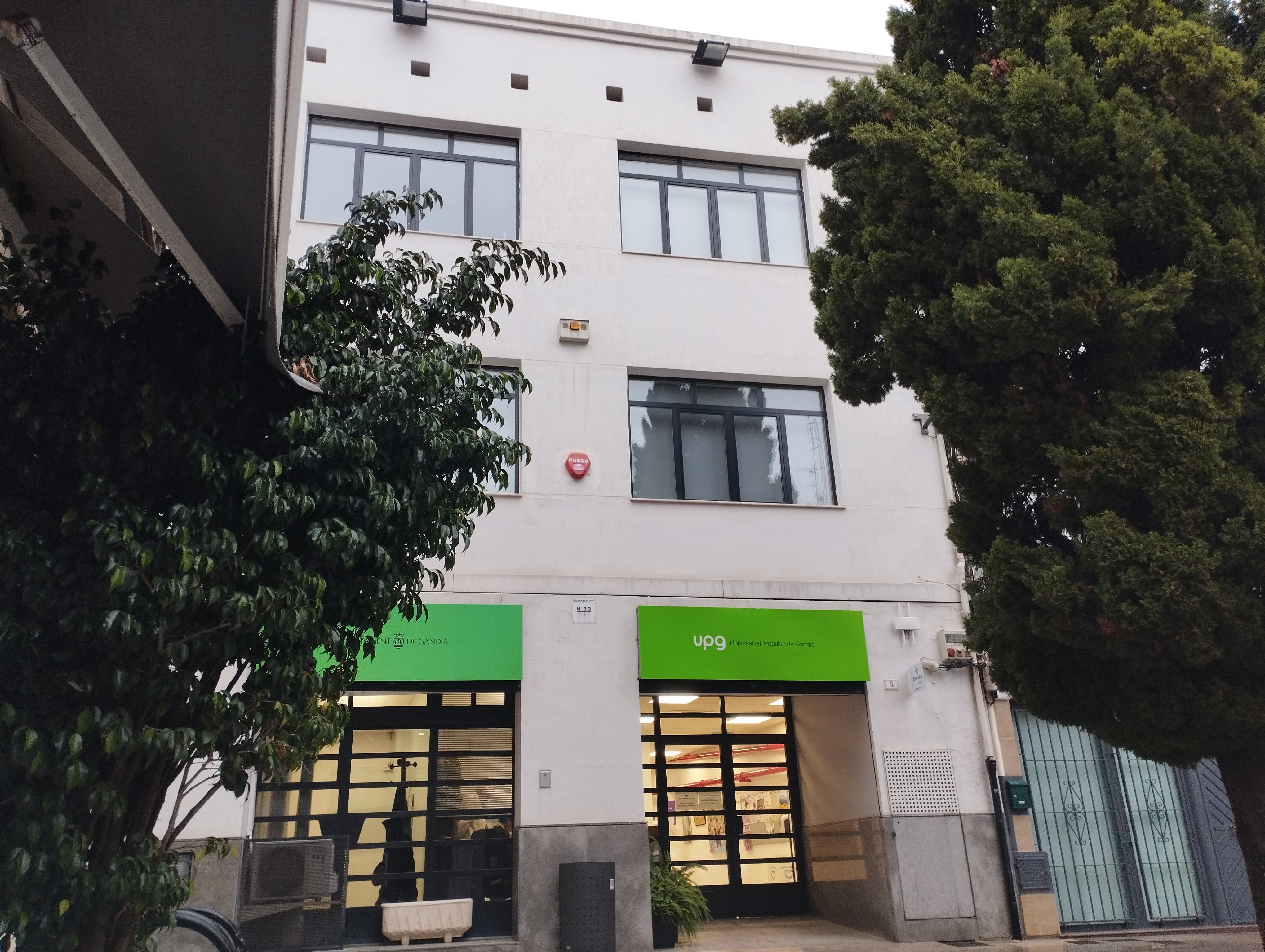 Sede de la UPG en la plaza Loreto de Gandia.