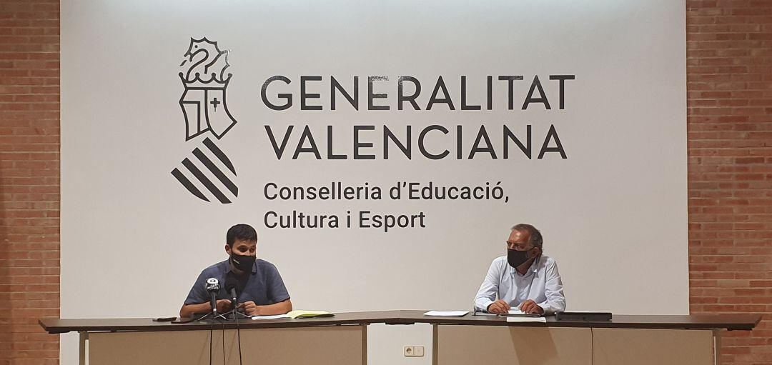 El conseller de Educación, Vicent Marzà y el secretario autonómico de Educación, Miguel Soler, en la rueda de prensa sobre el inicio de curso 2020-2021