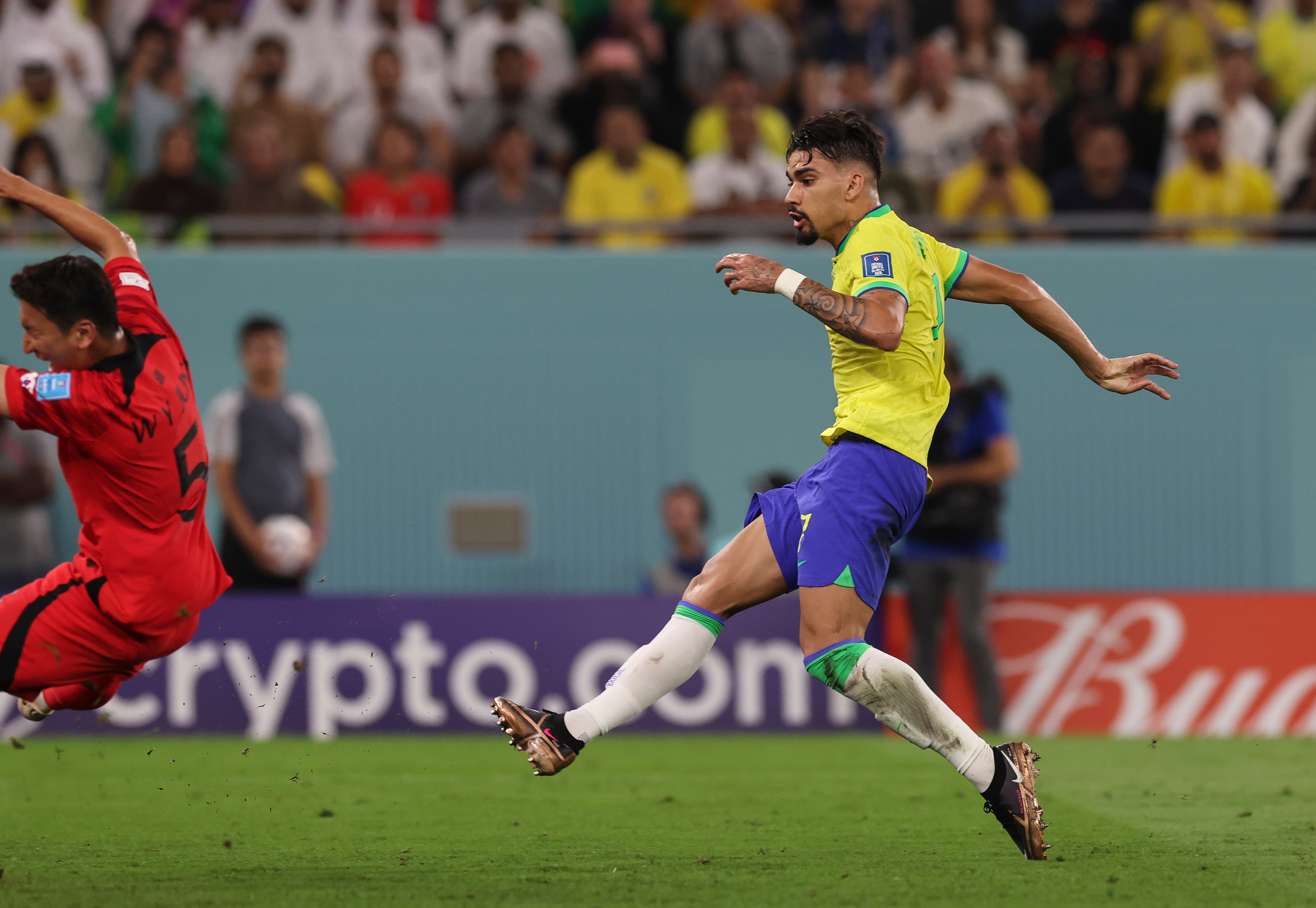 Lucas Paquetá anotó el cuarto gol de Brasil.