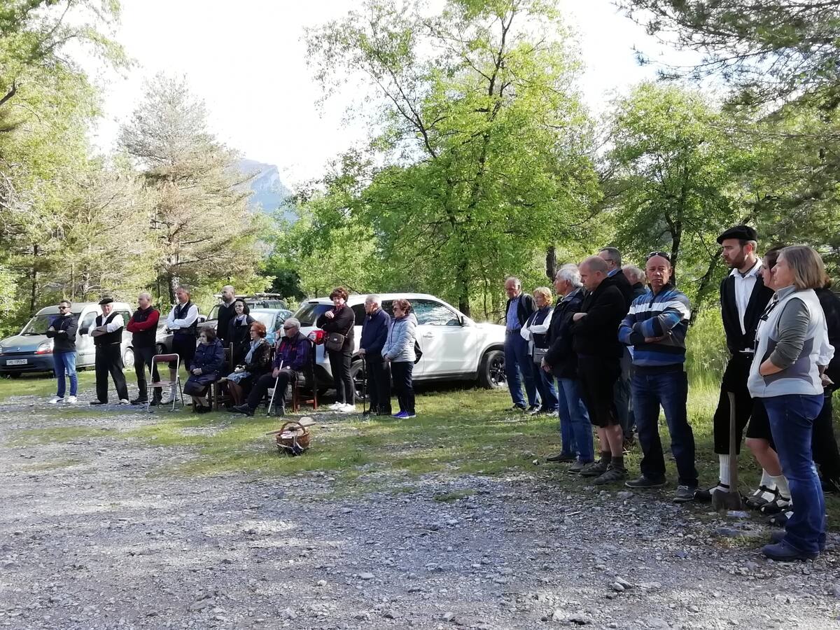 Los nabateros realizan un descenso "técnico y bonito" por el río Cinca