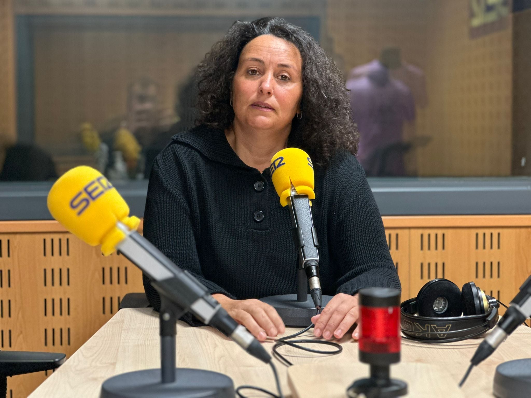 Marta Crespo en los estudios de Radio Palencia