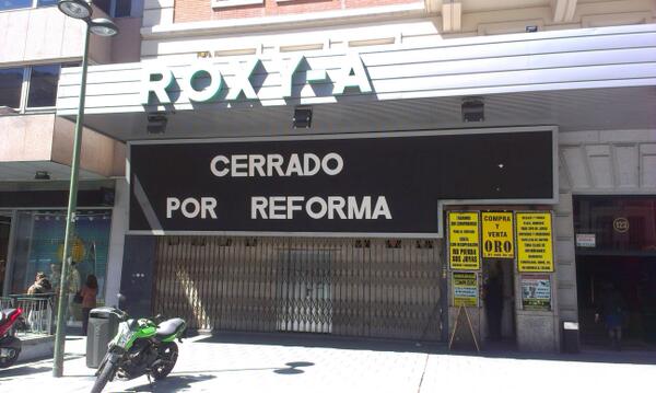 Fachada del cine Roxy A