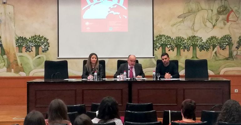 Presentación jornadas voluntariado UJA.