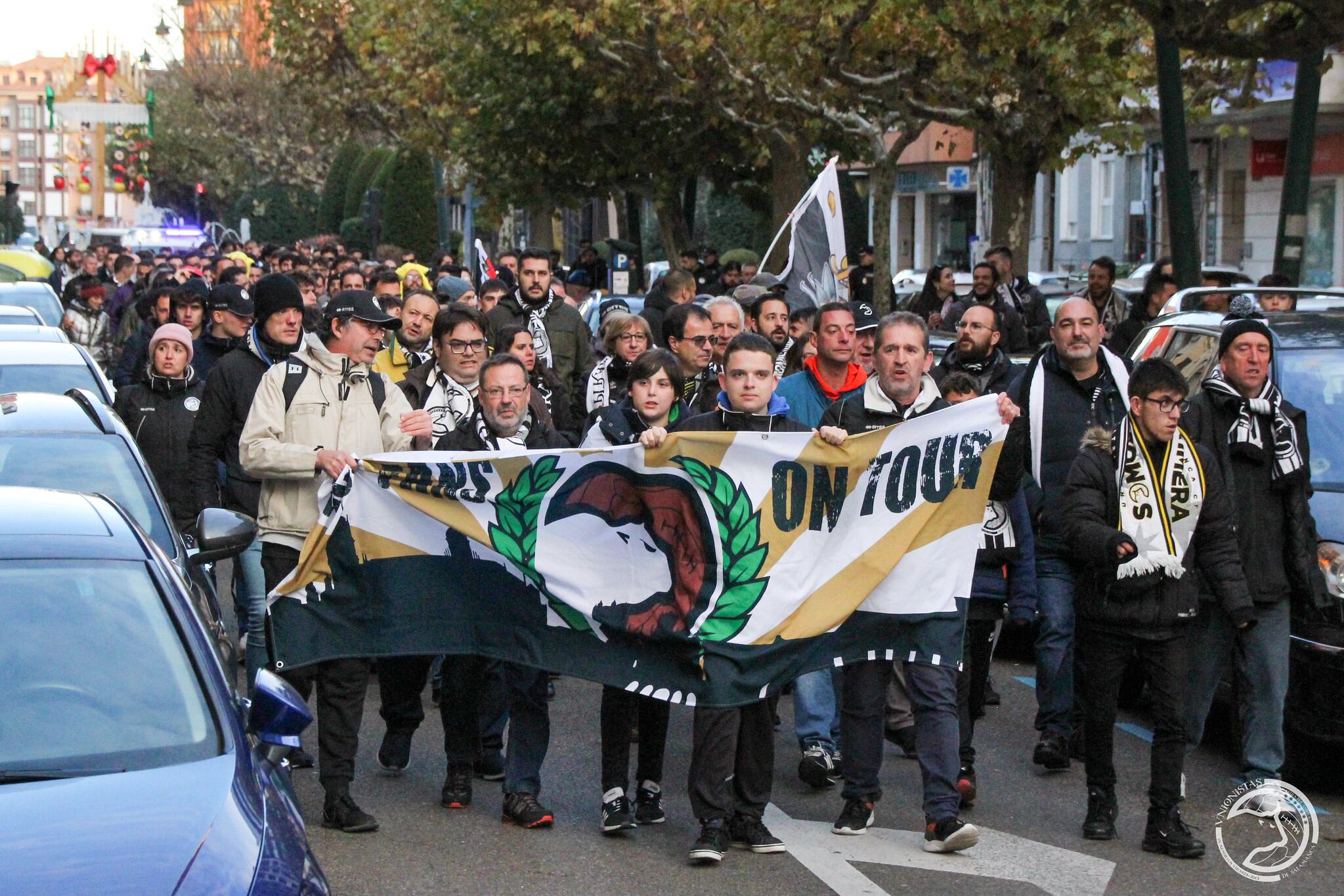 Corteo de la afición de Unionistas de Salamanca CF en León/Elisa García