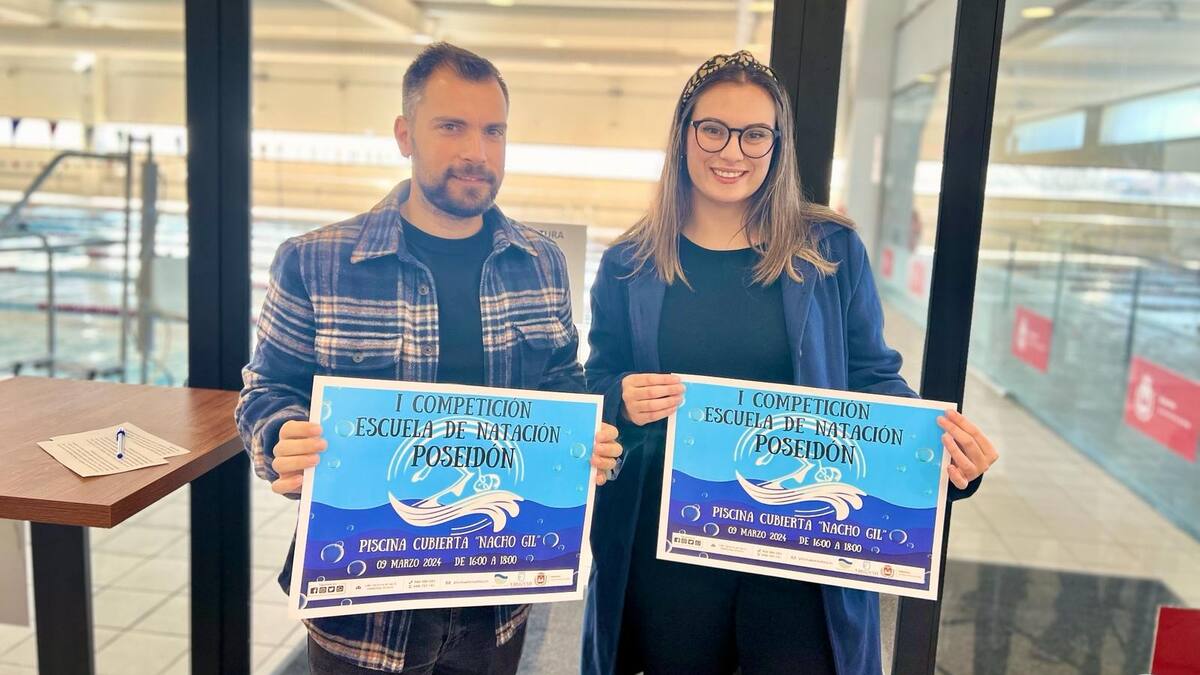 La Escuela Muncipal de Natación de Elda prepara su equipo de competición