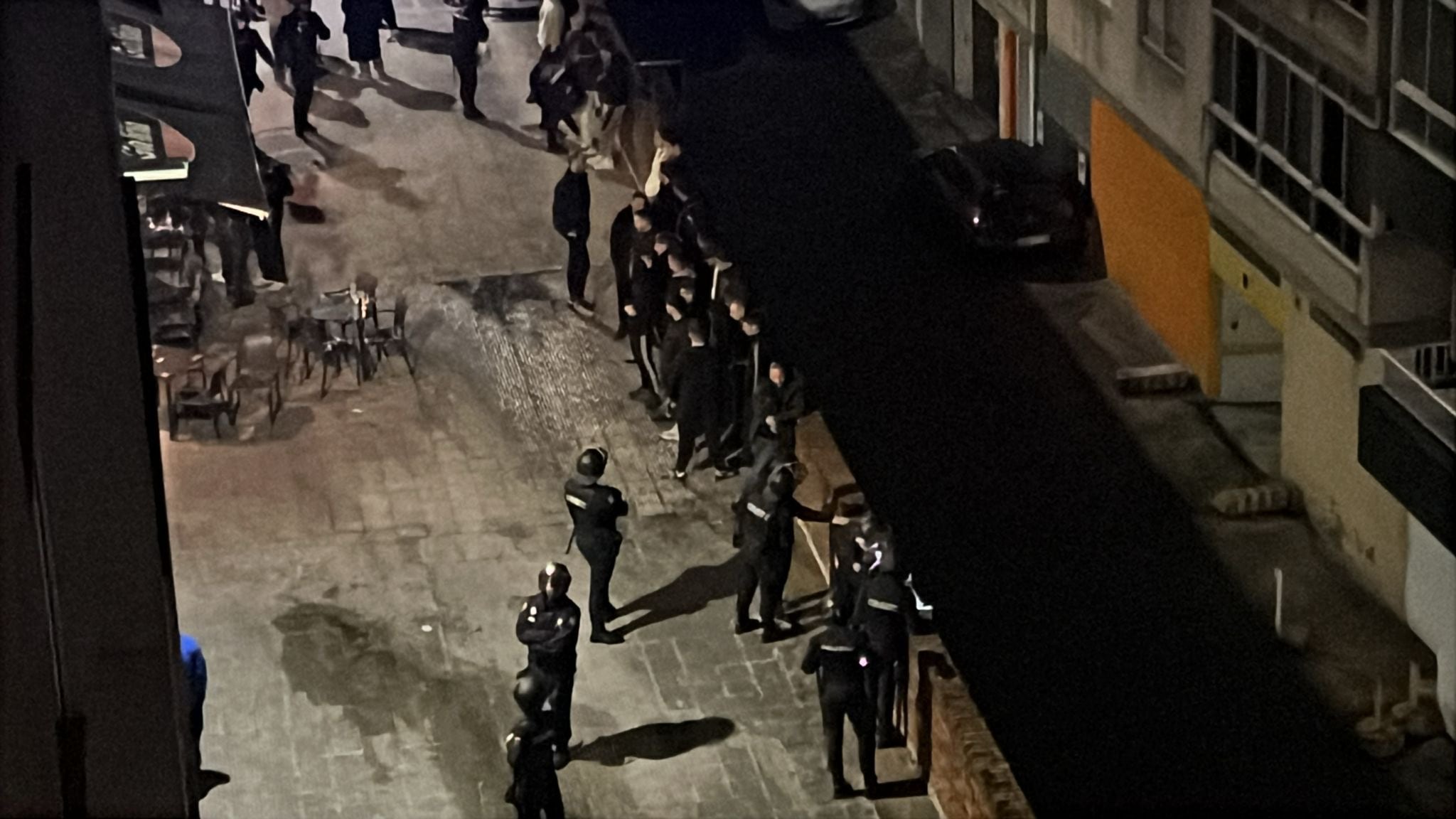 Operación policial en la calle Barcelona, en Vigo