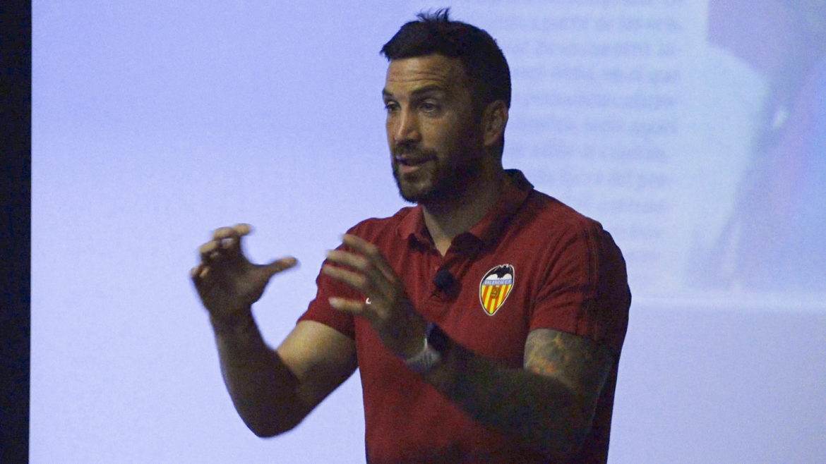 Joaquín Sorribas deja el Valencia y ficha por el Deportivo de La Coruña