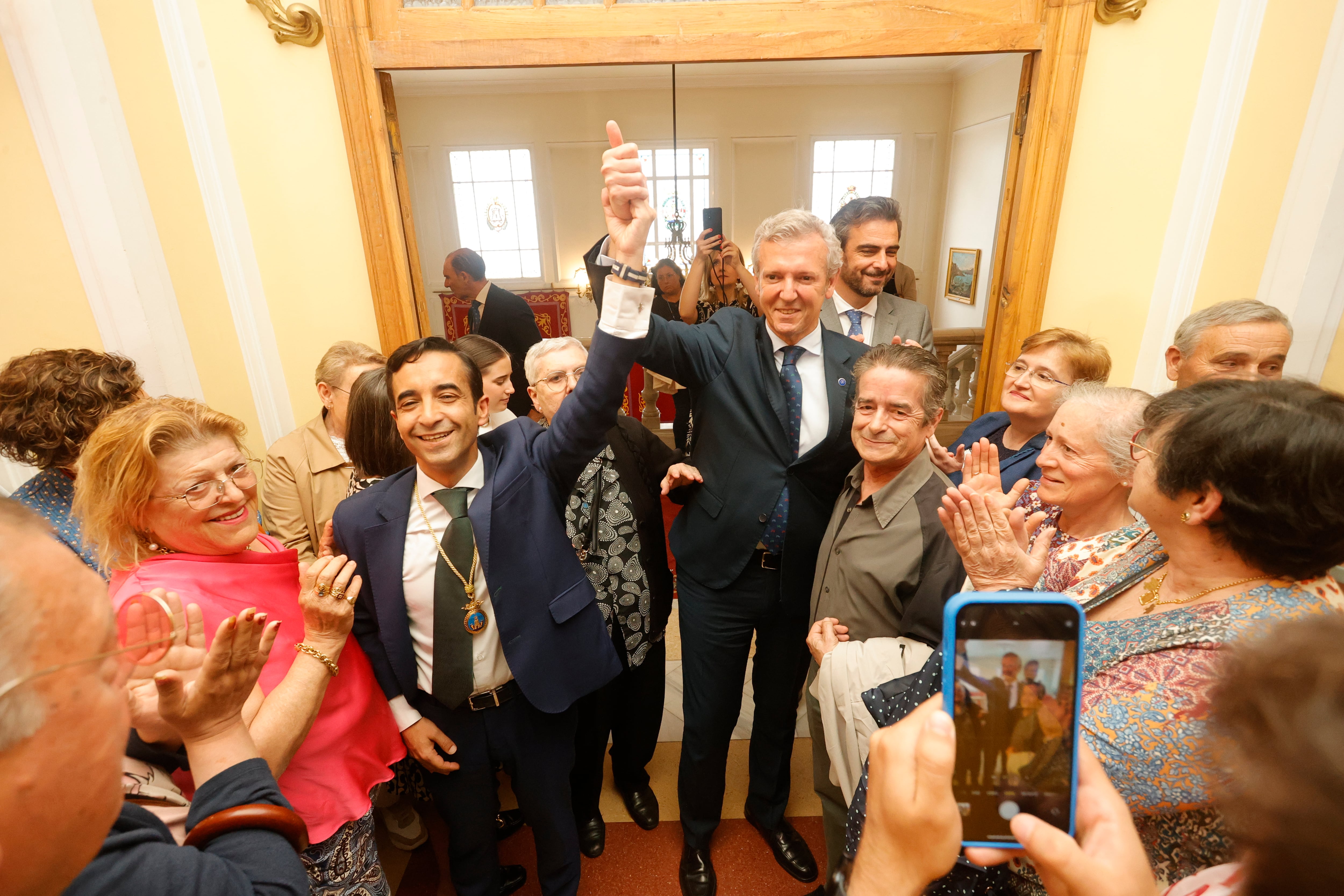 FERROL, 17/06/2023.-José Manuel Rey Varela toma posesión como alcalde de Ferrol, cargo que ya ocupó de 2011 a 2015, tras obtener su segunda mayoría absoluta en toda la etapa democrática de la ciudad.- EFE/ Kiko Delgado