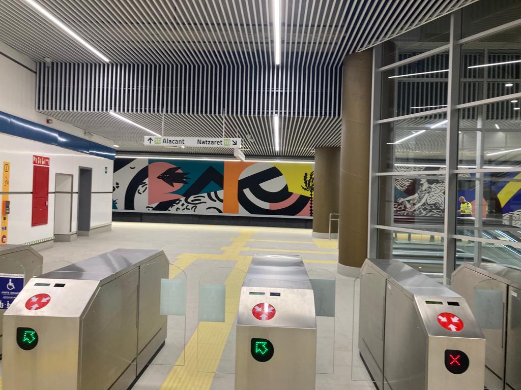 Interior de la estación de metro de la calle Alicante, en la nueva línea 10 de Metrovalencia