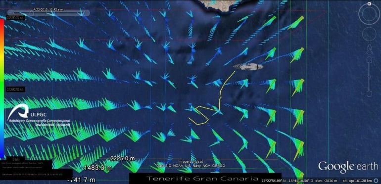 Imagen de satélite tomada por la Agencia Nacional de Oceanografía y Atmósfera de Estados Unidos (NOAA) y facilitada a la Universidad de Las Palmas de Gran Canaria donde se aprecia el punto del hundimiento del pesquero ruso "Oleg Naydenov", que la noche del pasado 14 de abril naufragó al sur de la isla de Gran Canaria, y las corrientes marinas en la zona (rayas verdes)