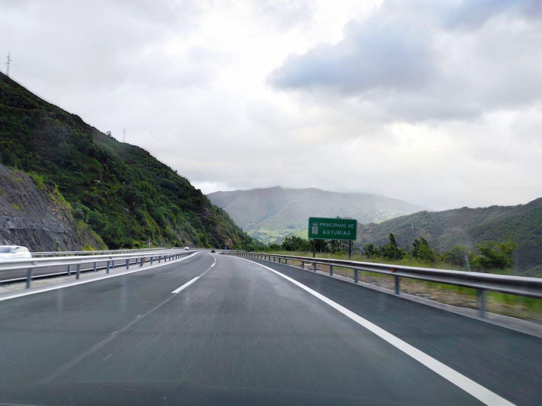 Autopista A-66. Autopista del Huerna